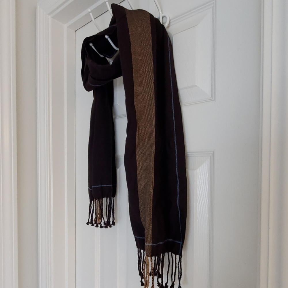Scarf - Picture 2 of 6
